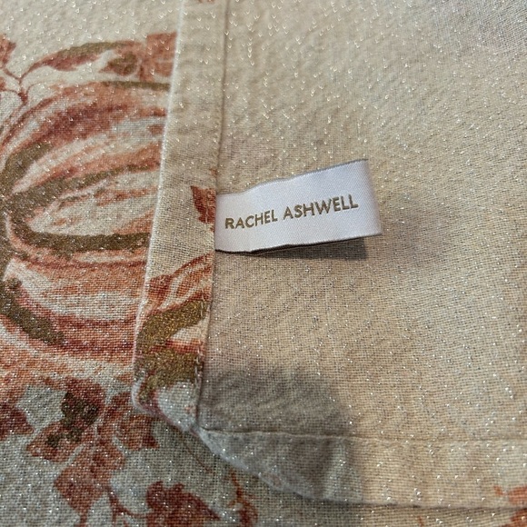 FALL TABLECLOTH Rachel Ashwell Orange Pumpkin Metallic  The Farmhouse 69” x 57” - Picture 12 of 15